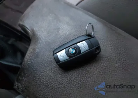 2010 BMW 335D из США, поврежденный, VIN WBAPN7C59AA266769